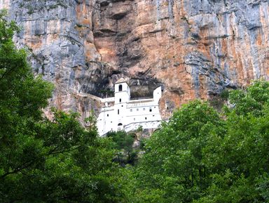 По святым местам Черногории