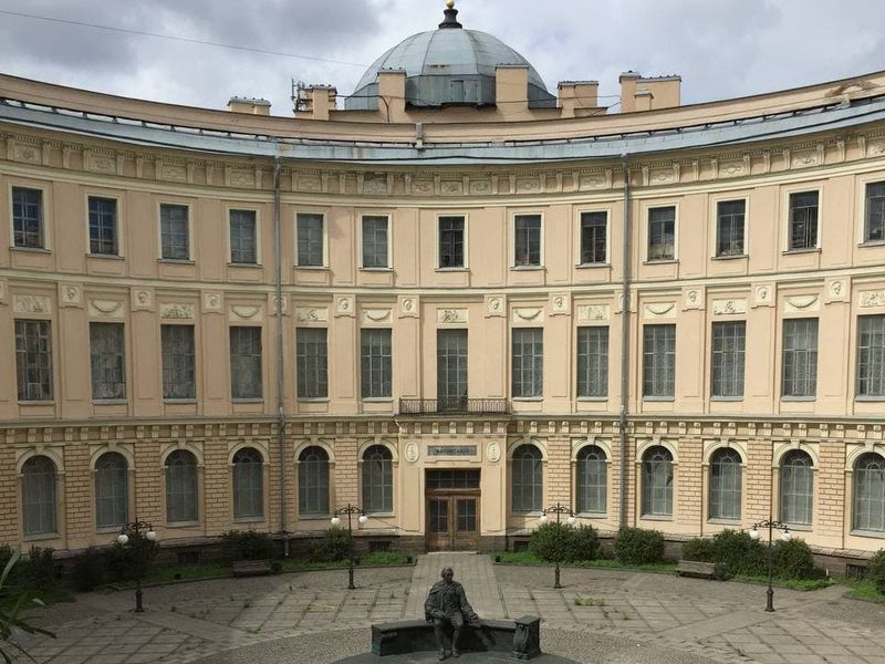 Академия художеств — тогда и сегодня (5/9)