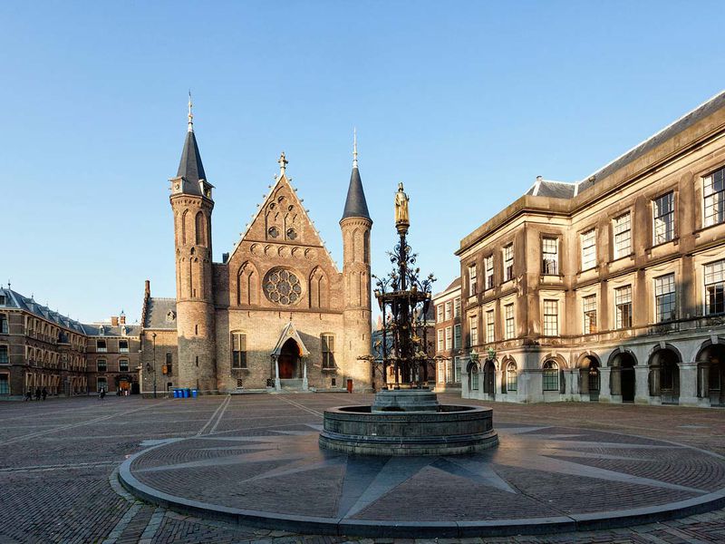 Добро пожаловать в Гаагу! (9/10)