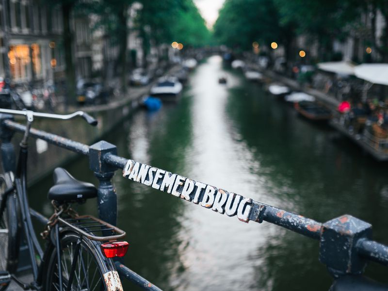 На шлюпке по каналам Амстердама (3/15)