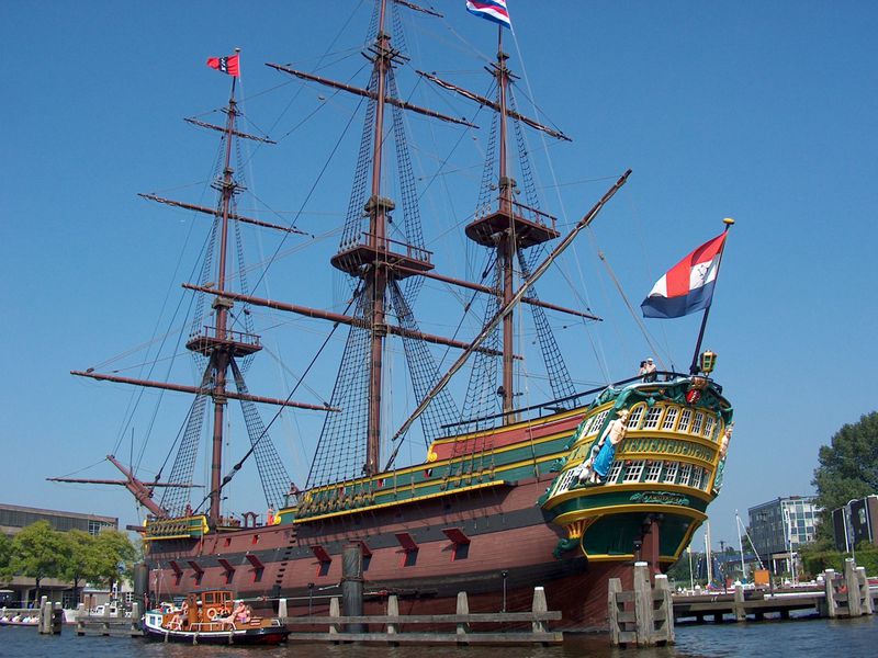 На шлюпке по каналам Амстердама (11/15)