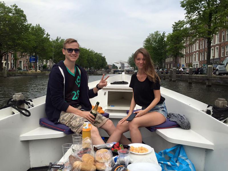 На шлюпке по каналам Амстердама (7/15)